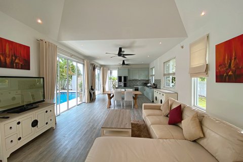 Villa in Hua Hin, Thailand 3 bedrooms № 168356 - photo 15