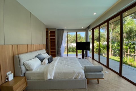 Villa in Hua Hin, Thailand 4 bedrooms № 168386 - photo 17