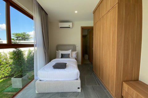 Villa in Hua Hin, Thailand 4 bedrooms № 168386 - photo 29