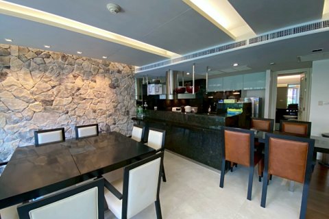 Condo in Hua Hin, Thailand, 3 bedrooms  № 168355 - photo 15