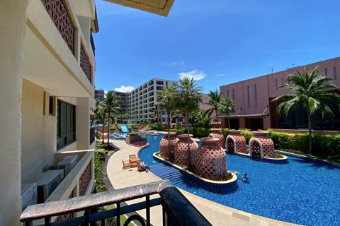 Condo in Hua Hin, Thailand, 3 bedrooms  № 168355 - photo 6