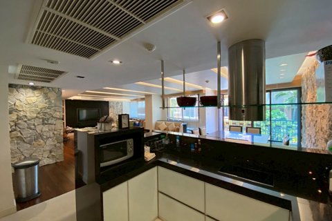Condo in Hua Hin, Thailand, 3 bedrooms  № 168355 - photo 17