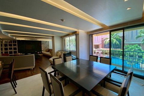 Condo in Hua Hin, Thailand, 3 bedrooms  № 168355 - photo 14