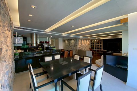 Condo in Hua Hin, Thailand, 3 bedrooms  № 168355 - photo 13