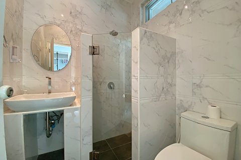 Villa in Hua Hin, Thailand 4 bedrooms № 168387 - photo 28