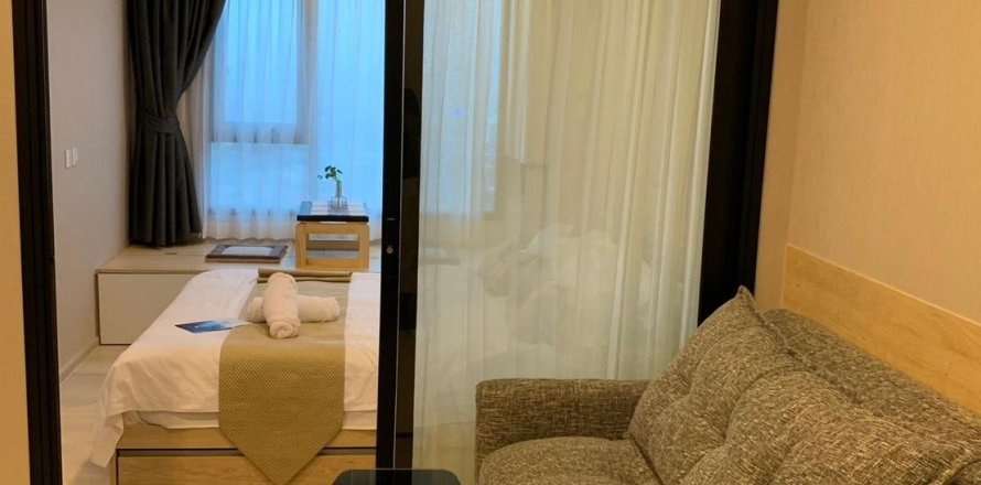 Studio in the Condo in Huai Khwang, Bangkok, Thailand  № 163536