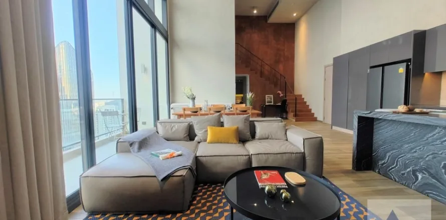 Penthouse à Watthana, Bangkok, Thaïlande 3 chambres № 214584