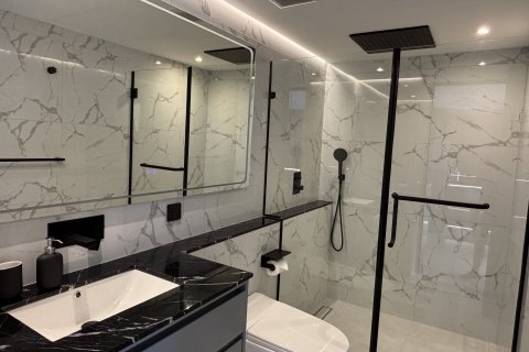 Studio dans le Condo à Phuket, Thaïlande № 162101 - photo 27