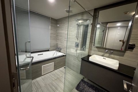 Condo à Pathum Wan, Bangkok, Thaïlande, 2 chambres  № 162100 - photo 5