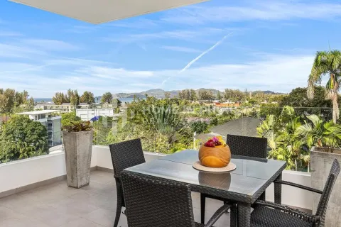 Кондоминиум с 2 спальнями в Пхукете, Таиланд № 170363