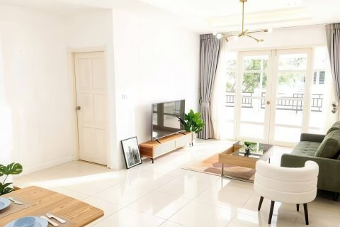 Дом в Паттайе, Таиланд с 4 комнатами  № 170368 - фото 3