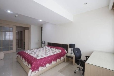 Condo à Khlong Toei, Bangkok, Thaïlande, 3 chambres  № 208482 - photo 8