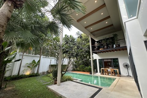 Villa in Phuket, Thailand 3 bedrooms № 150371 - photo 19