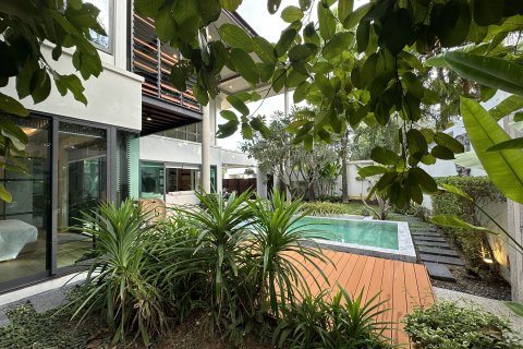 Villa in Phuket, Thailand 3 bedrooms № 150371 - photo 20