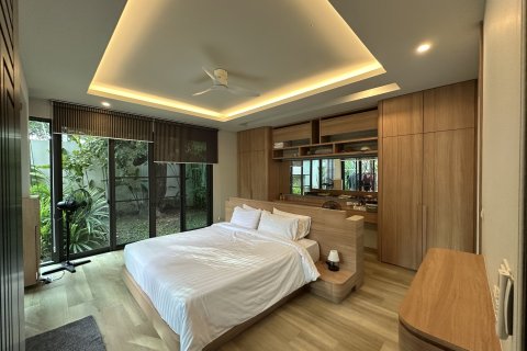 Villa in Phuket, Thailand 3 bedrooms № 150371 - photo 6