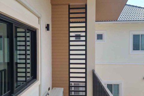 House in Chiang Mai, Thailand 4 bedrooms № 150372 - photo 17