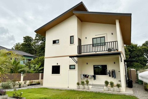 House in Chiang Mai, Thailand 4 bedrooms № 150372 - photo 16