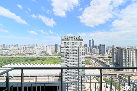 Condo in Bangkok, Thailand, 2 bedrooms  № 184937 - photo 3