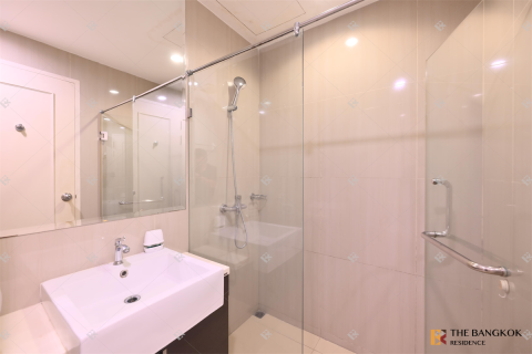 Condo in Bangkok, Thailand, 1 bedroom  № 184938 - photo 6