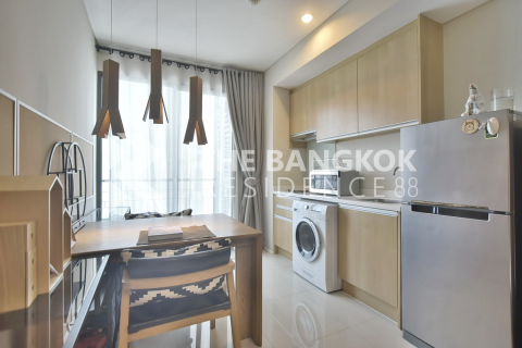 Condo in Bangkok, Thailand, 1 bedroom  № 184938 - photo 3