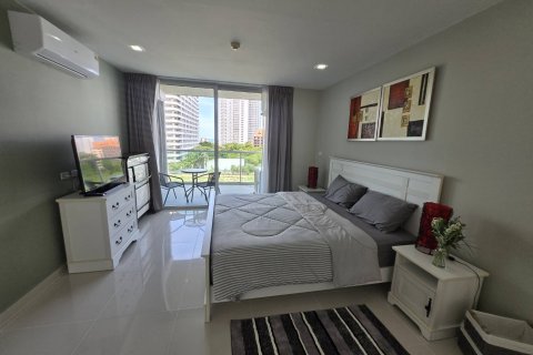 Condo in Pattaya, Thailand, 1 bedroom  № 135118 - photo 11