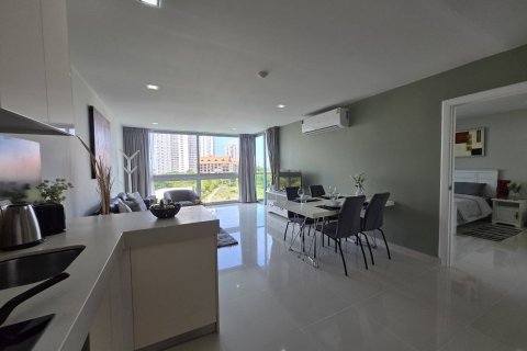 Condo in Pattaya, Thailand, 1 bedroom  № 135118 - photo 18