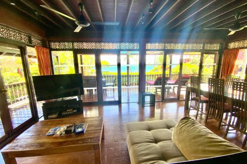 House in Ko Samui, Thailand 4 bedrooms № 135120 - photo 10