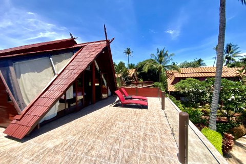 House in Ko Samui, Thailand 4 bedrooms № 135120 - photo 23