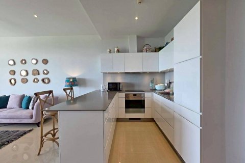 Condo à Bang Sare, Thaïlande, 1 chambre № 135117 - photo 13