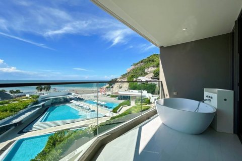 Condo in Hua Hin, Thailand, 2 bedrooms  № 114877 - photo 1