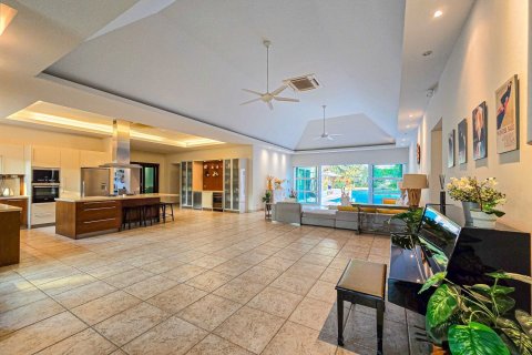 Maison à Pattaya, Thaïlande 6 chambres № 171768 - photo 21