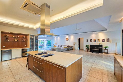 Maison à Pattaya, Thaïlande 6 chambres № 171768 - photo 17