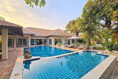 Maison à Pattaya, Thaïlande 6 chambres № 171768 - photo 30