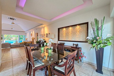 Maison à Pattaya, Thaïlande 6 chambres № 171768 - photo 13