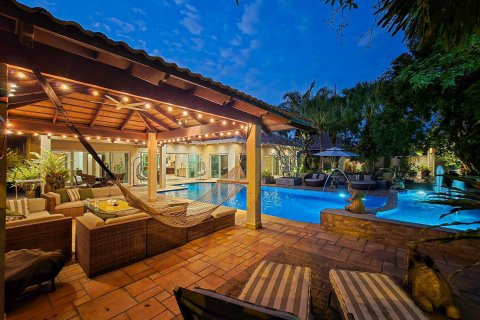 Maison à Pattaya, Thaïlande 6 chambres № 171768 - photo 29