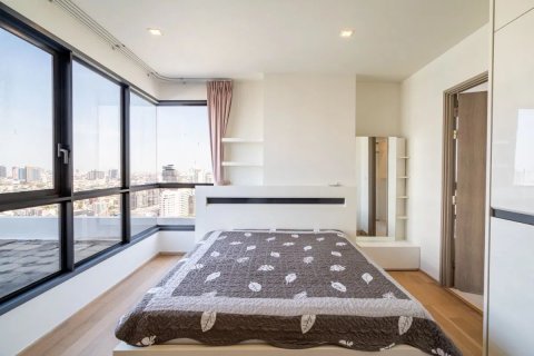 Condo à Khlong Toei, Bangkok, Thaïlande, 2 chambres № 171767 - photo 4