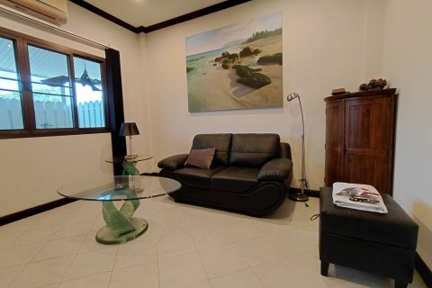 Townhouse in Hua Hin, Thailand 3 bedrooms № 171770 - photo 27