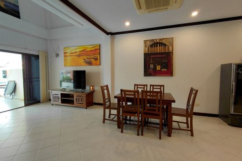 Townhouse in Hua Hin, Thailand 3 bedrooms № 171770 - photo 25