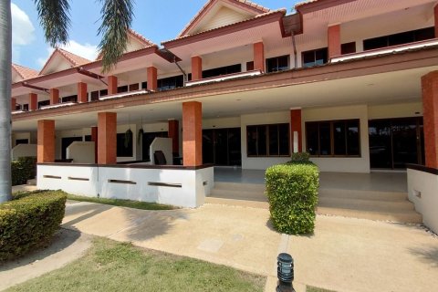Townhouse in Hua Hin, Thailand 3 bedrooms № 171770 - photo 5