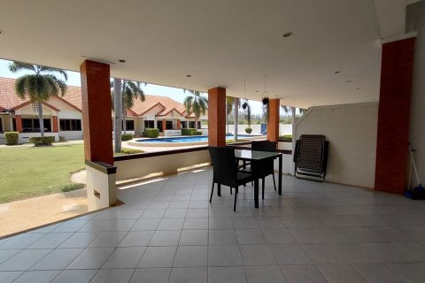 Townhouse in Hua Hin, Thailand 3 bedrooms № 171770 - photo 11