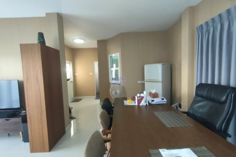 House in Nonthaburi, Thailand 3 bedrooms № 138231 - photo 17