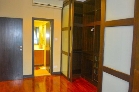 Кондоминиум с 2 спальнями в Клонг Тоэй, Бангкок, Таиланд № 138235 - фото 11