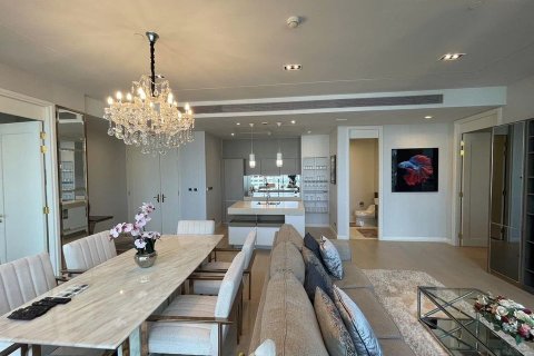 Condo in Watthana, Bangkok, Thailand, 2 bedrooms  № 148312 - photo 6