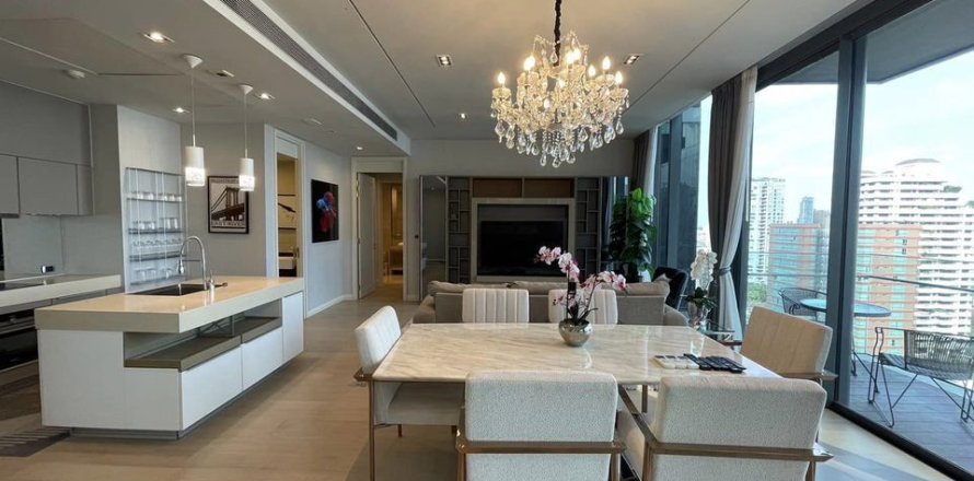 Condo in Watthana, Bangkok, Thailand, 2 bedrooms  № 148312