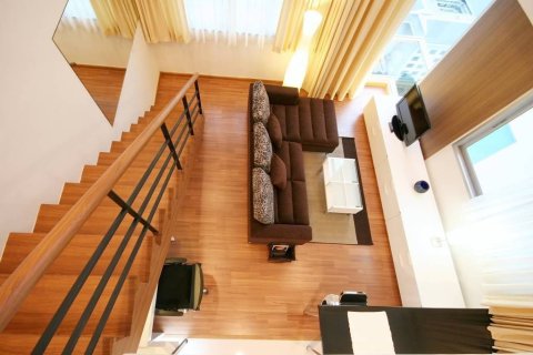 Studio in the Condo in Pathum Wan, Bangkok, Thailand  № 148241 - photo 8