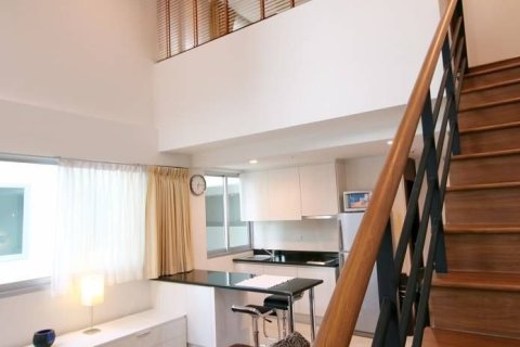 Studio in the Condo in Pathum Wan, Bangkok, Thailand  № 148241 - photo 5