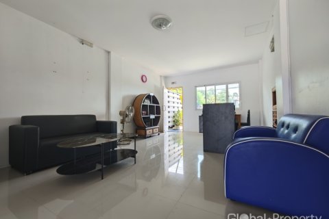 Propriété commerciale à Pattaya, Thaïlande № 180315 - photo 6