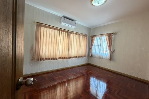 Дом в Кхонкэне, Таиланд с 3 спальнями  № 169146 - фото 28