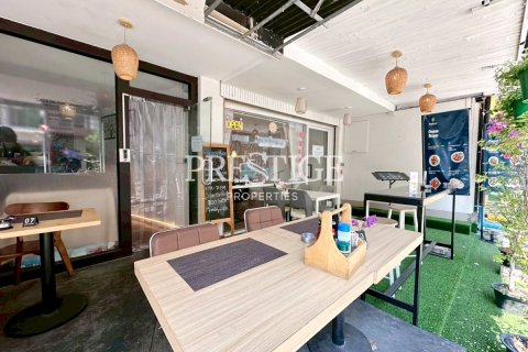 Commercial property in Pattaya, Thailand 488 sq.m. № 197590 - photo 5