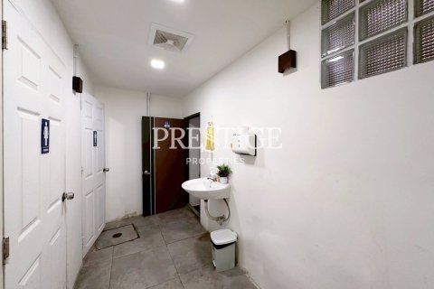 Commercial property in Pattaya, Thailand 488 sq.m. № 197590 - photo 8